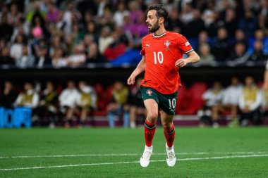 MUNİH, GERMANY - 4 Haziran 2025: Bernardo Silva - UEFA Uluslar Ligi 2025 Almanya - Allianz Arena 'da Portekiz' e karşı. 