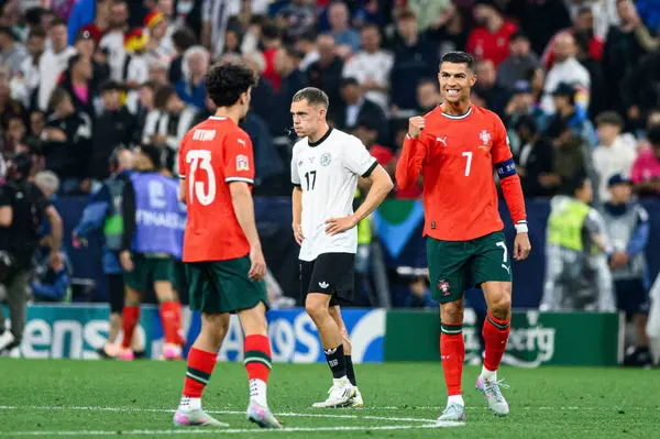 MUNİH, GERMANY - 4 Haziran 2025: Florian Wirtz, Cristiano Ronaldo, Vitinha - UEFA Milletler Ligi 2025 Almanya - Allianz Arena 'da Portekiz' e karşı. 