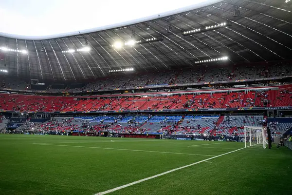 MUNICH, GERMANY - 4 Haziran 2025: Stadyum - UEFA Milletler Ligi 2025 Almanya - Allianz Arena 'da Portekiz' e karşı. 