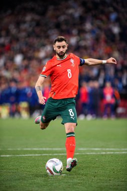 MUNICH, GERMANY - 8 Haziran 2025: Bruno Fernandes - UEFA Milletler Ligi 2025, Allianz Arena 'da İspanya' ya karşı. 