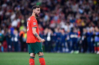 MUNICH, GERMANY - 8 Haziran 2025: Bruno Fernandes - UEFA Milletler Ligi 2025, Allianz Arena 'da İspanya' ya karşı. 