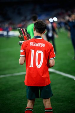 MUNICH, GERMANY - 9 Haziran 2025: Bernardo Silva - UEFA Uluslar Ligi 2025, Allianz Arena 'da İspanya' ya karşı. 