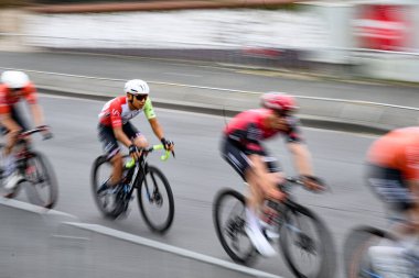 Kolonya, Almanya - 9 Haziran 2025 Köln klasiği. Almanya Şampiyonası ve Avrupa Kupası 2025 Bisiklet Yarışması