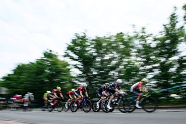 Kolonya, Almanya - 9 Haziran 2025 Köln klasiği. Almanya Şampiyonası ve Avrupa Kupası 2025 Bisiklet Yarışması