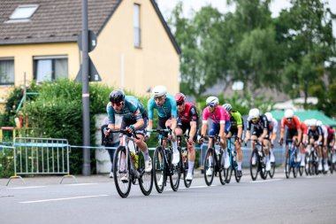 Kolonya, Almanya - 9 Haziran 2025 Köln klasiği. Almanya Şampiyonası ve Avrupa Kupası 2025 Bisiklet Yarışması