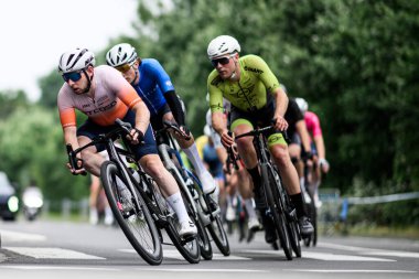 Kolonya, Almanya - 9 Haziran 2025 Köln klasiği. Almanya Şampiyonası ve Avrupa Kupası 2025 Bisiklet Yarışması