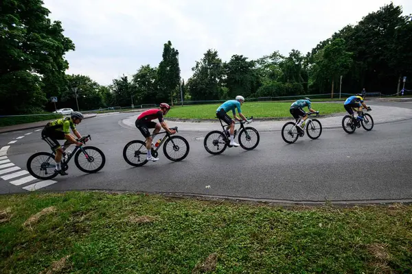 Kolonya, Almanya - 9 Haziran 2025 Köln klasiği. Almanya Şampiyonası ve Avrupa Kupası 2025 Bisiklet Yarışması