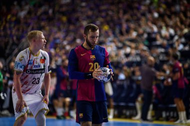 COLOGNE, GERMANY - 14 HAZİRAN 2025: Aleix Gomez Abello - Kamyon Öncüsü 24 EHF FINAL4 Barca ile SC Magdeburg maçı Lanxess Arena 'da.