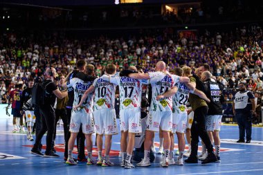 COLOGNE, GERMANY - 14 HAZİRAN 2025: - Kamyon İzcisi 24 EHF FINAL4 Barca-SC Magdeburg maçı Lanxess Arena 'da.