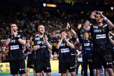 COLOGNE, GERMANY - 14 Haziran 2025: Matthes Langhoff - Kamyon İzcisi 24 EHF Finali FINAL4 Fuchse Berlin HBC Nantes 'e karşı Lanxess Arena' da.