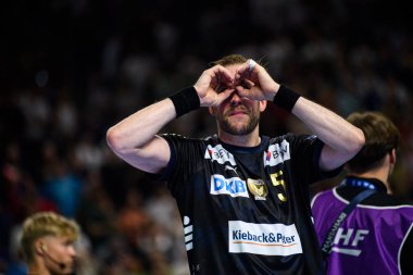 COLOGNE, GERMANY - 14 HAZİRAN 2025: Max Darj - Kamyon İzcisi 24 EHF FINAL4 Fuchse Berlin 'e karşı Lanxess Arena' da HBC Nantes.