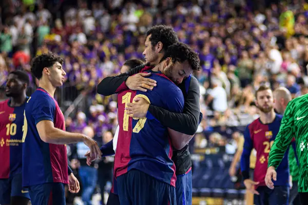 COLOGNE, GERMANY - 14 HAZİRAN 2025: Umutsuzluk - Kamyon İzcisi 24 EHF FINAL4 Barca-SC Magdeburg maçı Lanxess Arena 'da.