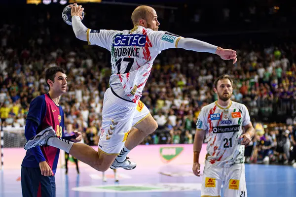 COLOGNE, GERMANY - 14 HAZİRAN 2025: Tim Hornke - Kamyon Öncüsü 24 EHF FINAL4 Barca-SC Magdeburg maçı Lanxess Arena 'da.