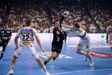 COLOGNE, GERMANY - 15 HAZİRAN 2025: Mijajlo Marsenic - Kamyon Öncüsü 24 EHF finali FINAL4 Fuchse Berlin, SC Magdeburg 'a karşı Lanxess Arena.