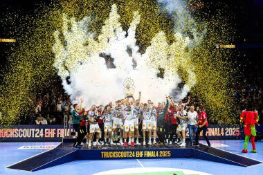 COLOGNE, GERMANY - 15 Haziran 2025: Şampiyonlar - Kamyon İzcisi 24 EHF Finali FINAL4 Fuchse Berlin, SC Magdeburg 'a karşı Lanxess Arena' da.