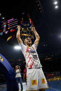 COLOGNE, GERMANY - 15 HAZİRAN 2025: Philipp Weber - Kamyon Öncüsü 24 EHF Finali FINAL4 Fuchse Berlin, SC Magdeburg 'a karşı Lanxess Arena.
