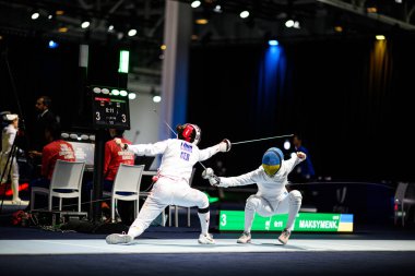 ESSEN, GERMANY - 17 Temmuz 2025: Anna MAKSYMENKO - Eskrim, Ren-Ruhr 2025 FISU Dünya Üniversite Oyunları Messe 'de.