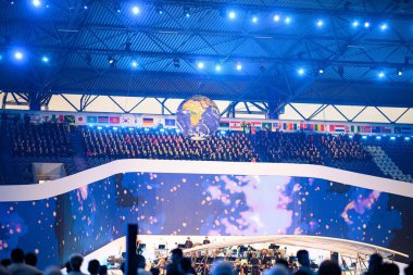 DUISBURG, Almanya - 16 Temmuz 2025: White dowe - Rhine-Ruhr 2025 FISU Dünya Üniversite Oyunları Schauinsland-Reisen-Arena.