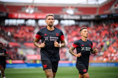 LEVERKUSEN, GERMANY - 5 AĞUSTOS, 2025: Robert Andrich - Bayer 04 Leverkusen Pisa SC 'ye karşı.