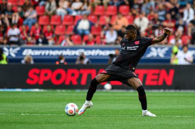 LEVERKUSEN, GERMANY - 5 AĞUSTOS, 2025: Hristiyan Kofane - Bayer 04 Leverkusen Pisa SC 'ye karşı.