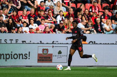 LEVERKUSEN, GERMANY - 5 AĞUSTOS, 2025: Axel Bape - Bayer 04 Leverkusen, Pisa SC 'ye karşı.