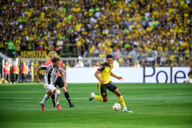 DORTMUND, GERMANY - 10 AĞUSTOS, 2025: Jobe Bellingham - Sezon öncesi maç Borussia Dortmund - SIGNAL IDUNA PARK 'ta Juventus' a karşı.