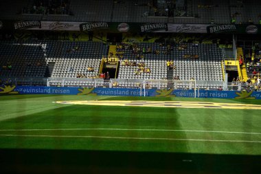 DORTMUND, GERMANY - 10 AĞUSTOS, 2025: SIGNAL IDUNA PARK 'ta sezon öncesi maç Borussia Dortmund Juventus' a karşı.