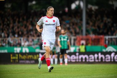 MUENSTER, ALMANY - 22 AĞUSTOS, 2025: Artem Stepanov, 2.Bundesliga SC Preussen Munster 1 futbol karşılaşması. FC Nurnberg LVM-Preussenstadion 'da