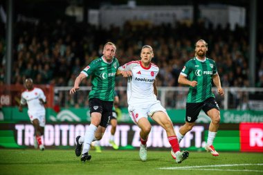 MUENSTER, ALMANY - 22 AĞUSTOS, 2025: Artem Stepanov, 2.Bundesliga SC Preussen Munster 1 futbol karşılaşması. FC Nurnberg LVM-Preussenstadion 'da