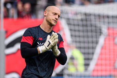 LEVERKUSEN, GERMANY - 23 AĞUSTOS, 2025: Niklas Lomb - Bundesliga FC Bayer 04 Leverkusen-TSG 1899 Hoffenheim maçı Bayarena 'da. 