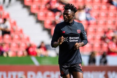 LEVERKUSEN, GERMANY - 23 AUGust, 2025: Edmond Tapsoba - Bundesliga FC Bayer 04 Leverkusen-TSG 1899 Hoffenheim maçı Bayarena 'da. 