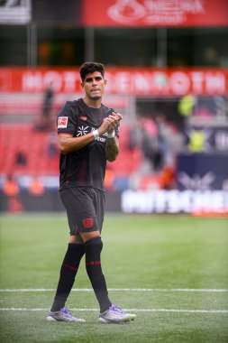 LEVERKUSEN, GERMANY - 23 AĞUSTOS, 2025: Piero Hincapie - Bundesliga FC Bayer 04 Leverkusen-TSG 1899 Hoffenheim maçı Bayarena 'da. 