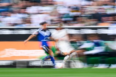 MOENCHENGLADBACH, GERMANY - 24 AĞUSTOS, 2025: - Borussia Borussia Moenchengladbach - Borussia Park 'ta Hamburger SV.