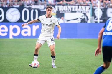 MOENCHENGLADBACH, GERMANY - 24 AĞUSTOS, 2025: Philipp Sander - Bundesliga Borussia Moenchengladbach-Borussia Park 'ta Hamburger SV maçı.