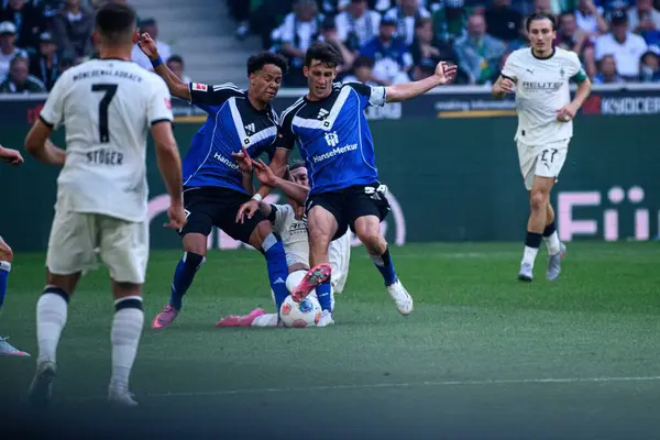 MOENCHENGLADBACH, GERMANY - 24 AĞUSTOS, 2025: - Borussia Borussia Moenchengladbach - Borussia Park 'ta Hamburger SV.
