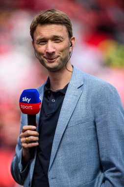 LEVERKUSEN, GERMANY - 23 AĞUSTOS, 2025: Simon Rolfes - Bundesliga FC Bayer 04 Leverkusen-TSG 1899 Hoffenheim maçı Bayarena 'da. 