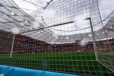 LEVERKUSEN, GERMANY - 23 AĞUSTOS, 2025: - Bundesliga FC Bayer 04 Leverkusen-TSG 1899 Hoffenheim maçı Bayena 'da. 