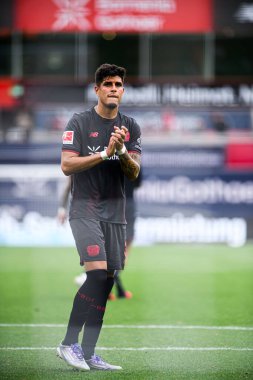 LEVERKUSEN, GERMANY - 23 AĞUSTOS, 2025: Piero Hincapie - Bundesliga FC Bayer 04 Leverkusen-TSG 1899 Hoffenheim maçı Bayarena 'da. 