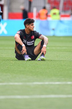 LEVERKUSEN, GERMANY - 23 AĞUSTOS, 2025: Piero Hincapie - Bundesliga FC Bayer 04 Leverkusen-TSG 1899 Hoffenheim maçı Bayarena 'da. 