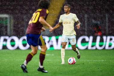 GENEVE, SWitzERLAND - 28 AĞUSTOS, 2025: Pedro Henrique - UEFA Avrupa Konferans Ligi Servette FC - Shakhtar Donetsk 'e karşı Cenevre Stadyumu.