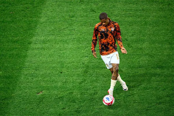 GENEVE, SWitzERLAND - 28 AĞUSTOS, 2025: Pedro Henrique - UEFA Avrupa Konferans Ligi Servette FC - Shakhtar Donetsk 'e karşı Cenevre Stadyumu.