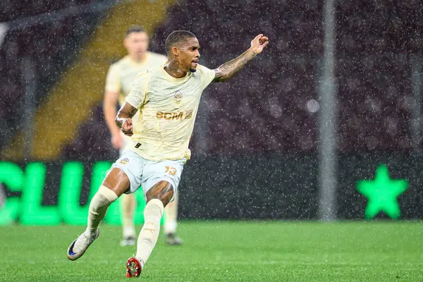 GENEVE, SWitzERLAND - 28 AĞUSTOS, 2025: Pedro Henrique - UEFA Avrupa Konferans Ligi Servette FC - Shakhtar Donetsk 'e karşı Cenevre Stadyumu.