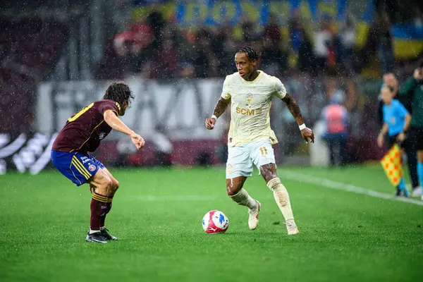 GENEVE, SWitzERLAND - 28 AĞUSTOS, 2025: Kevin - UEFA Avrupa Konferans Ligi Servette FC, Shakhtar Donetsk 'e karşı Cenevre Stadyumu.