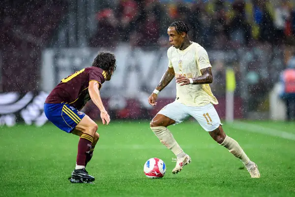 GENEVE, SWitzERLAND - 28 AĞUSTOS, 2025: Kevin - UEFA Avrupa Konferans Ligi Servette FC, Shakhtar Donetsk 'e karşı Cenevre Stadyumu.