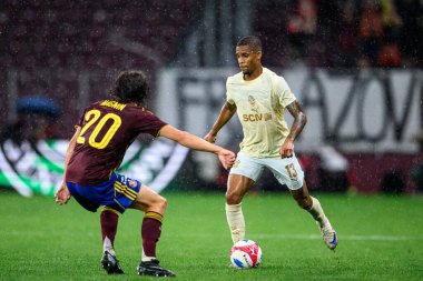 GENEVE, SWitzERLAND - 28 AĞUSTOS, 2025: Pedro Henrique - UEFA Avrupa Konferans Ligi Servette FC - Shakhtar Donetsk 'e karşı Cenevre Stadyumu.