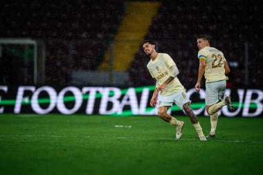 GENEVE, SWitzERLAND - 28 AUGust, 2025: Marlon Gomes, Mykola Matviyenko - UEFA Avrupa Konferans Ligi Servette FC, Shakhtar Donetsk 'e karşı Cenevre Stadyumu' nda oynanan maç.