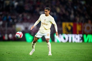 GENEVE, SWitzERLAND - 28 AĞUSTOS, 2025: Pedrinho - UEFA Avrupa Konferans Ligi Servette FC - Shakhtar Donetsk 'e karşı Cenevre Stadyumu.