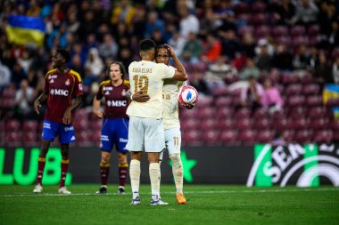 GENEVE, SWitzERLAND - 28 AUGust, 2025: Kaua Elias Nogueira, Kevin - UEFA Avrupa Konferans Ligi Servette FC, Shakhtar Donetsk 'e karşı Cenevre Stadyumu' nda oynanan maç.