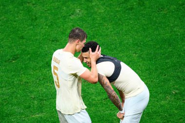 GENEVE, SWitzERLAND - 28 AUGust, 2025: Valeriy Bondar, Kaua Elias Nogueira - UEFA Avrupa Konferans Ligi Servette FC, Shakhtar Donetsk 'e karşı Cenevre Stadyumu' nda oynanan maç.