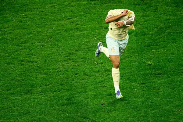 GENEVE, SWitzERLAND - 28 AUGust, 2025: Kaua Elias Nogueira - UEFA Avrupa Konferans Ligi Servette FC - Shakhtar Donetsk 'e karşı Cenevre Stadyumu.